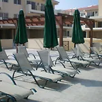 104 Excellent 2 Bed With Pool View, Ac & Gym! Lägenhet *