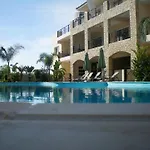 104 Excellent 2 Bed With Pool View, Ac & Gym! Apartment