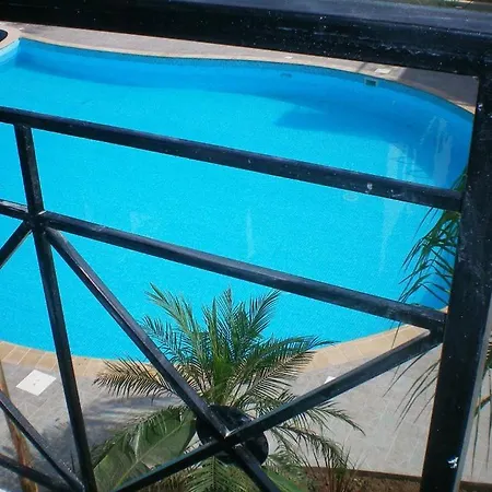 104 Excellent 2 Bed With Pool View, Ac & Gym! Lejlighed