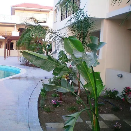 104 Excellent 2 Bed With Pool View, Ac & Gym! *