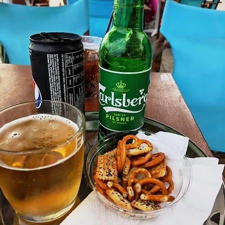 104 Excellent 2 Bed With Pool View, Ac & Gym! Perivolia