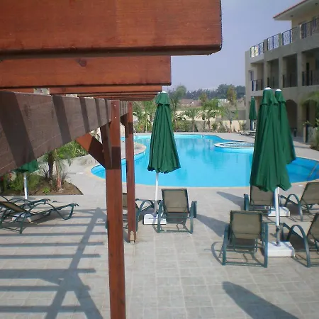 Appartement 104 Excellent 2 Bed With Pool View, Ac & Gym! *