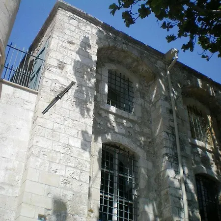 104 Excellent 2 Bed With Pool View, Ac & Gym! Appartement