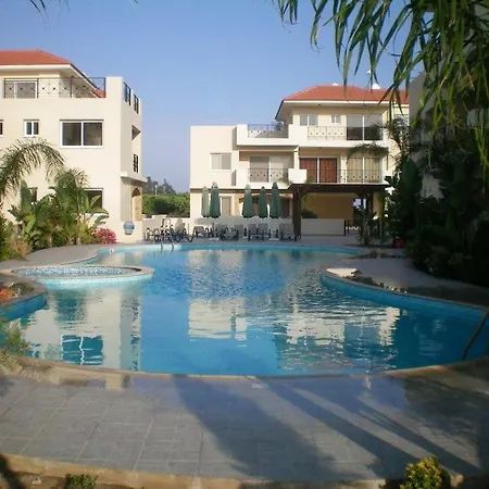 Appartement 104 Excellent 2 Bed With Pool View, Ac & Gym! *