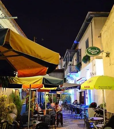 Apartamento 104 Excellent 2 Bed With Pool View, Ac & Gym! *