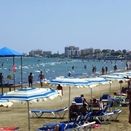 104 Excellent 2 Bed With Pool View, Ac & Gym! * Perivolia