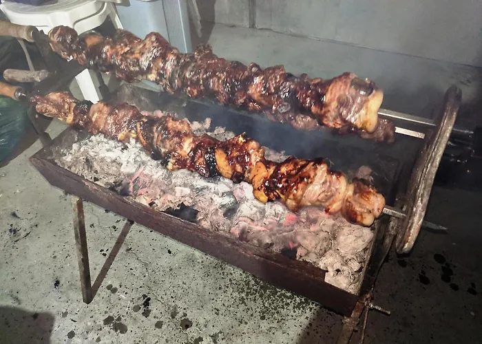 アパート 104 Excellent 2 Bed With Pool View, Ac & Gym! ペリヴォリア