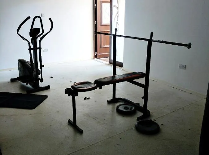 アパート 104 Excellent 2 Bed With Pool View, Ac & Gym! *