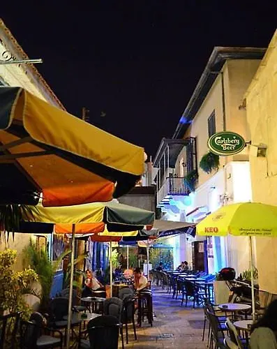 アパート 104 Excellent 2 Bed With Pool View, Ac & Gym! *