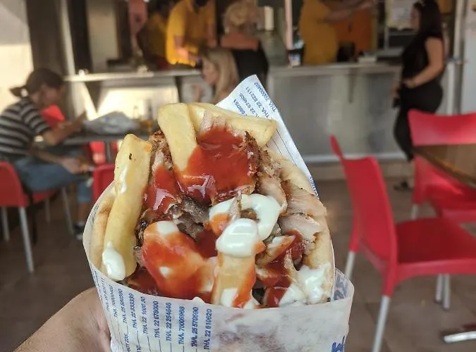 104 Excellent 2 Bed With Pool View, Ac & Gym! * ペリヴォリア