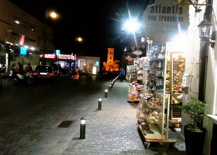 104 Excellent 2 Bed With Pool View, Ac & Gym! アパート *